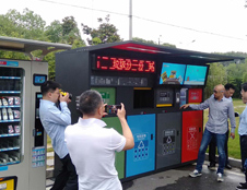 德瀾仕智能垃圾箱分類精細、模式高端，已成功覆蓋400余城